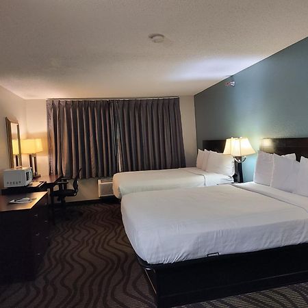 Baymont Inn & Suites By Wyndham Lincoln Ne Buitenkant foto