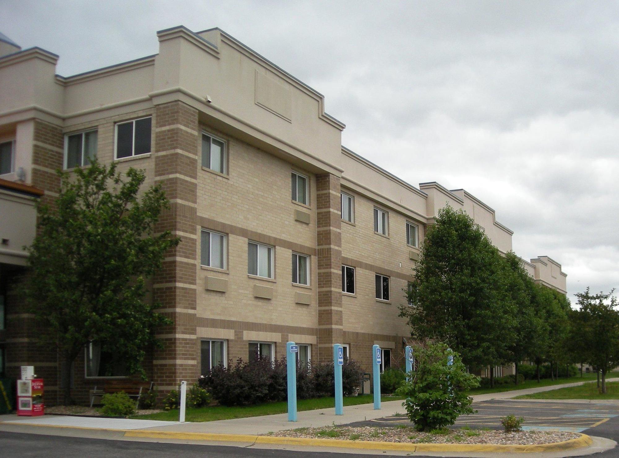 Baymont Inn & Suites By Wyndham Lincoln Ne Buitenkant foto